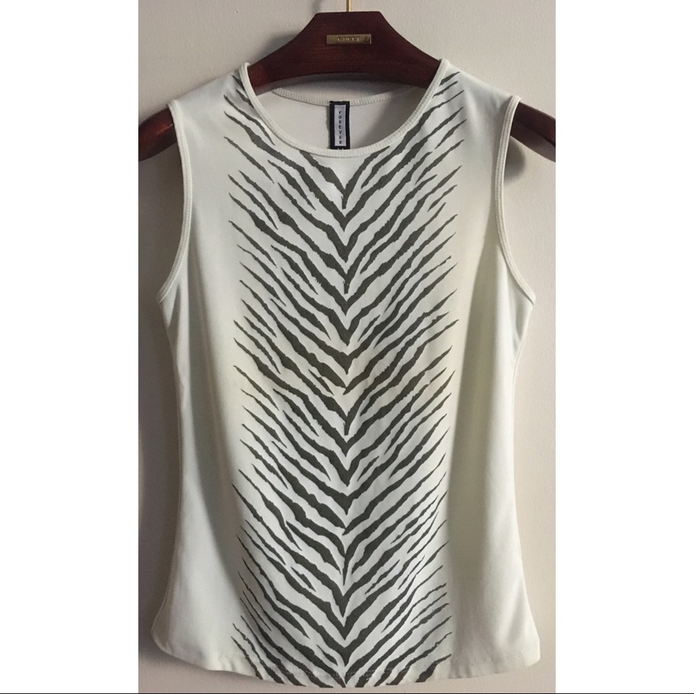 Golden Tiger Print White Sleeveless Classic Blouse